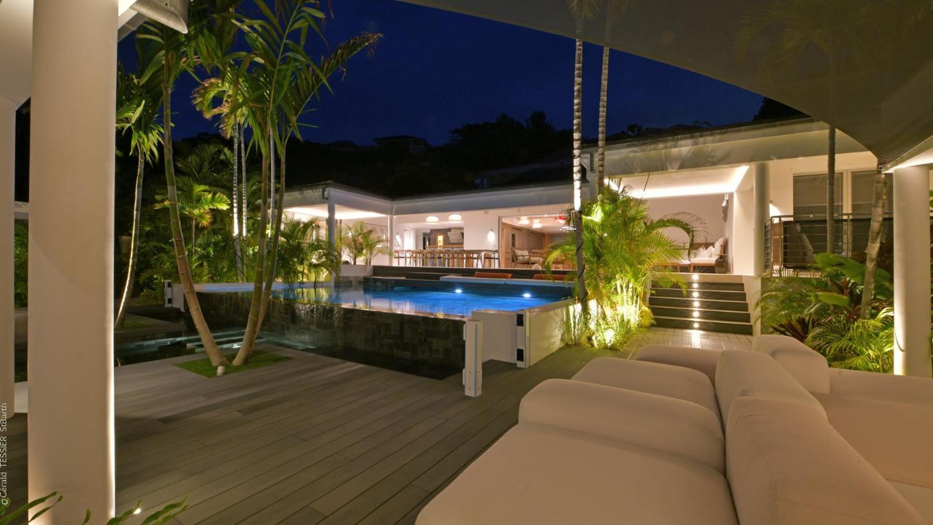 Modern Villa With Two Swimming Pools Petit Cul-de-Sac Bagian luar foto