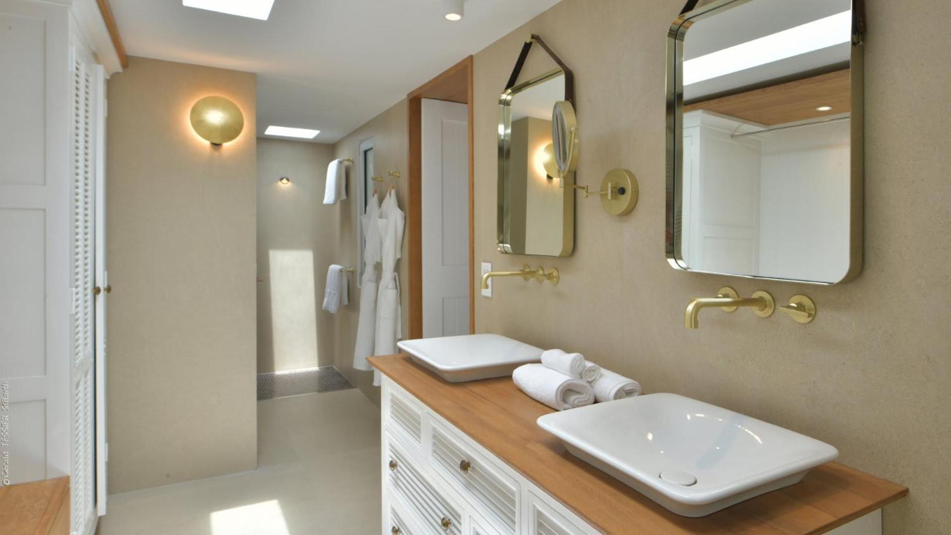 Modern Villa With Two Swimming Pools Petit Cul-de-Sac Bagian luar foto