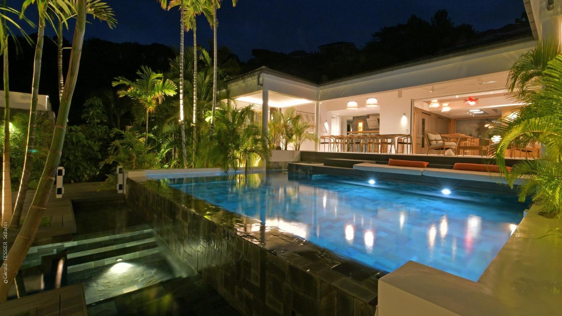 Modern Villa With Two Swimming Pools Petit Cul-de-Sac Bagian luar foto