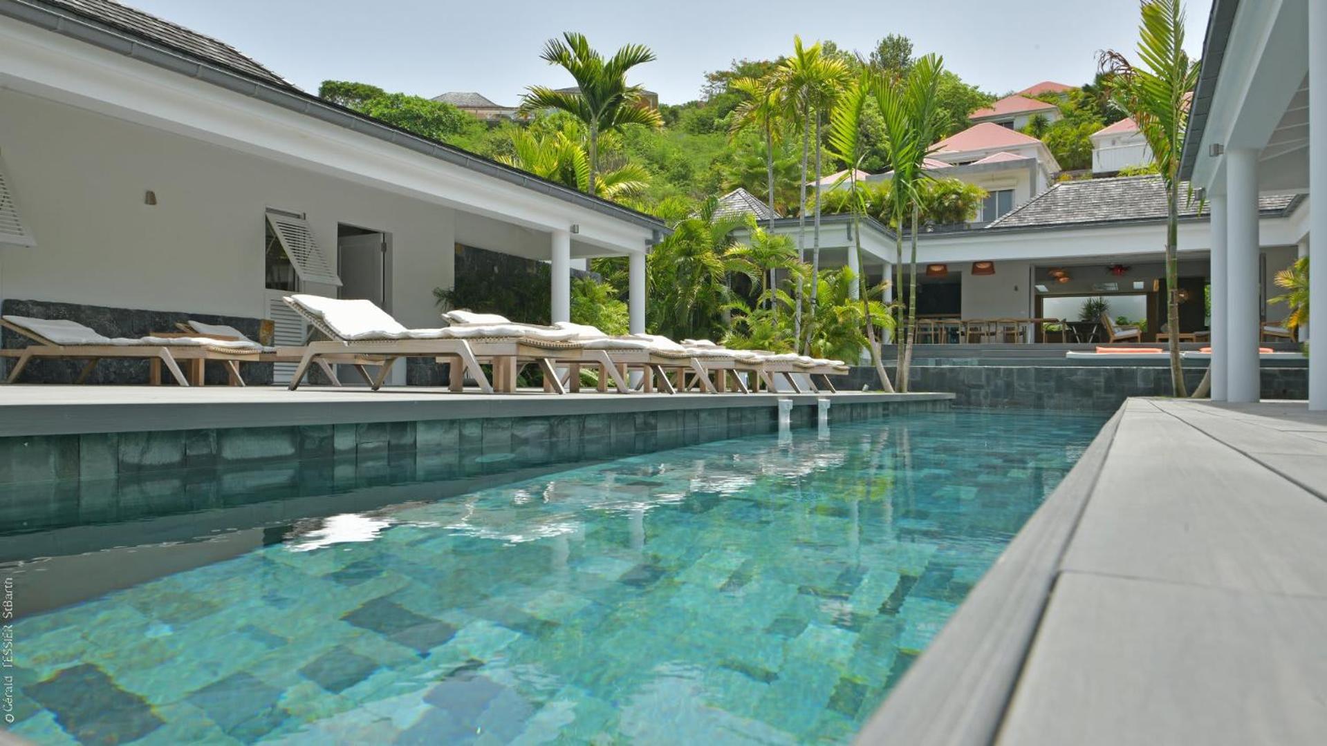 Modern Villa With Two Swimming Pools Petit Cul-de-Sac Bagian luar foto
